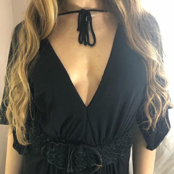 Solddd Outtt - Picture 3 of 4